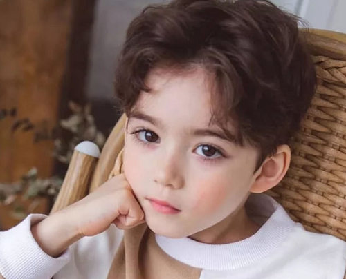 李姓女孩起名100分 最美李姓女宝宝名字 李姓女孩起名100分